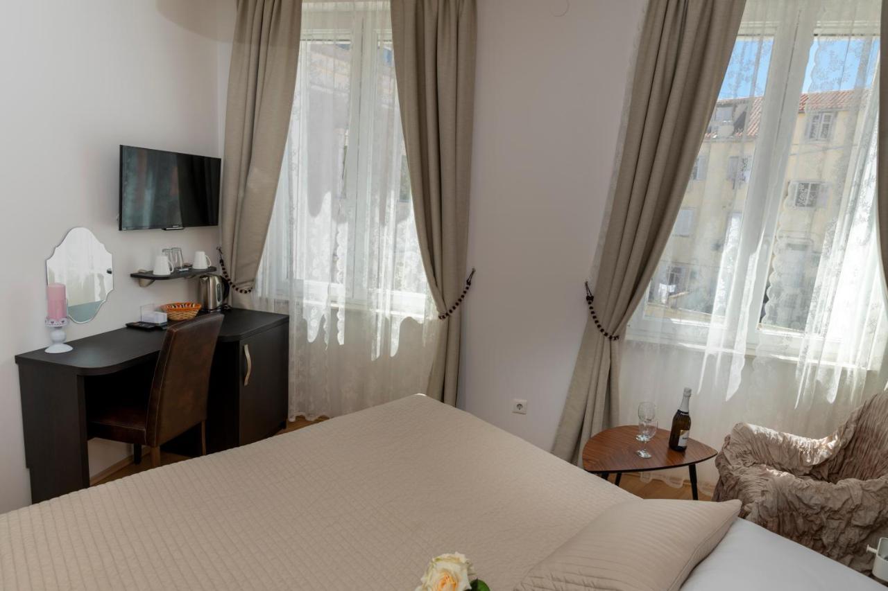 Deluxe Collection Hotel Kastel สปลิท ภายนอก รูปภาพ