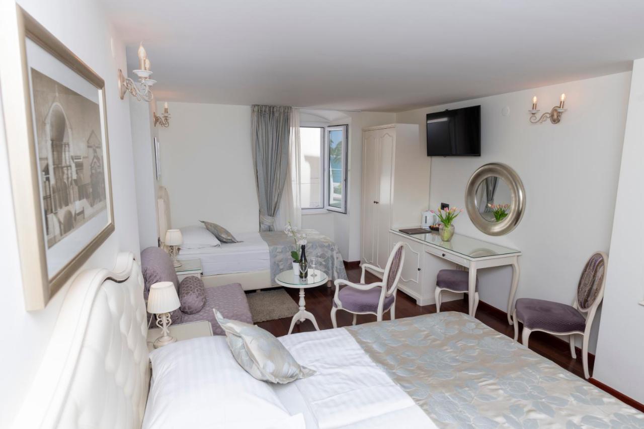 Deluxe Collection Hotel Kastel สปลิท ภายนอก รูปภาพ